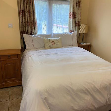 Padoro Lodge Kildare Ngoại thất bức ảnh